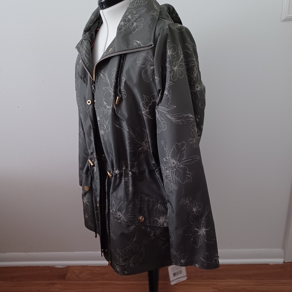 NWT Breckenridge Fall jacket olive green water and wind resistant. Size 1x. - Picture 2 of 8